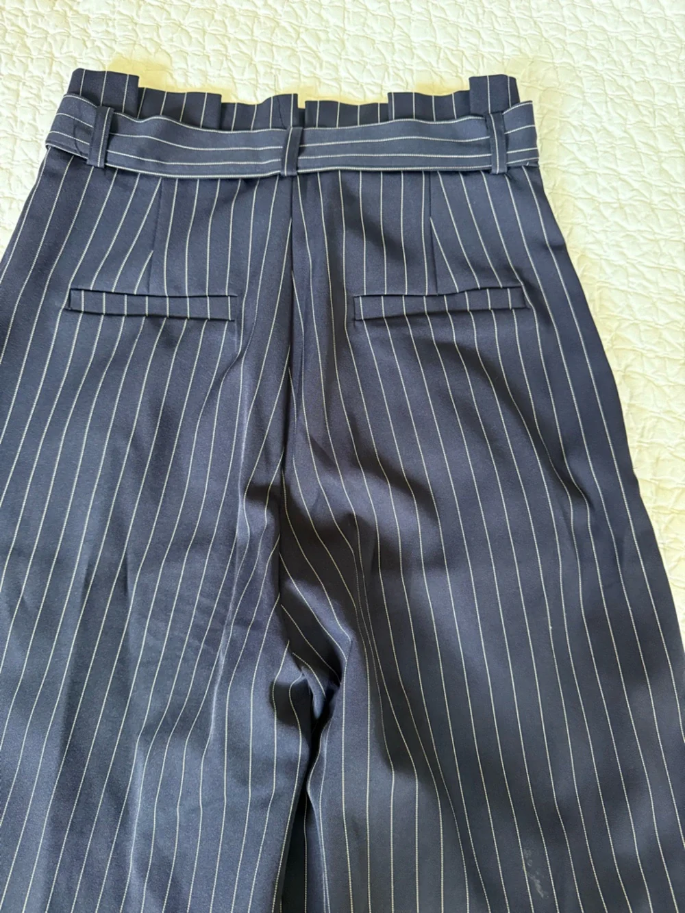 Lulu’s Mason High-Waist Navy Pinstriped Wide Leg Pants with Tie Waist - Picture 9 of 9
